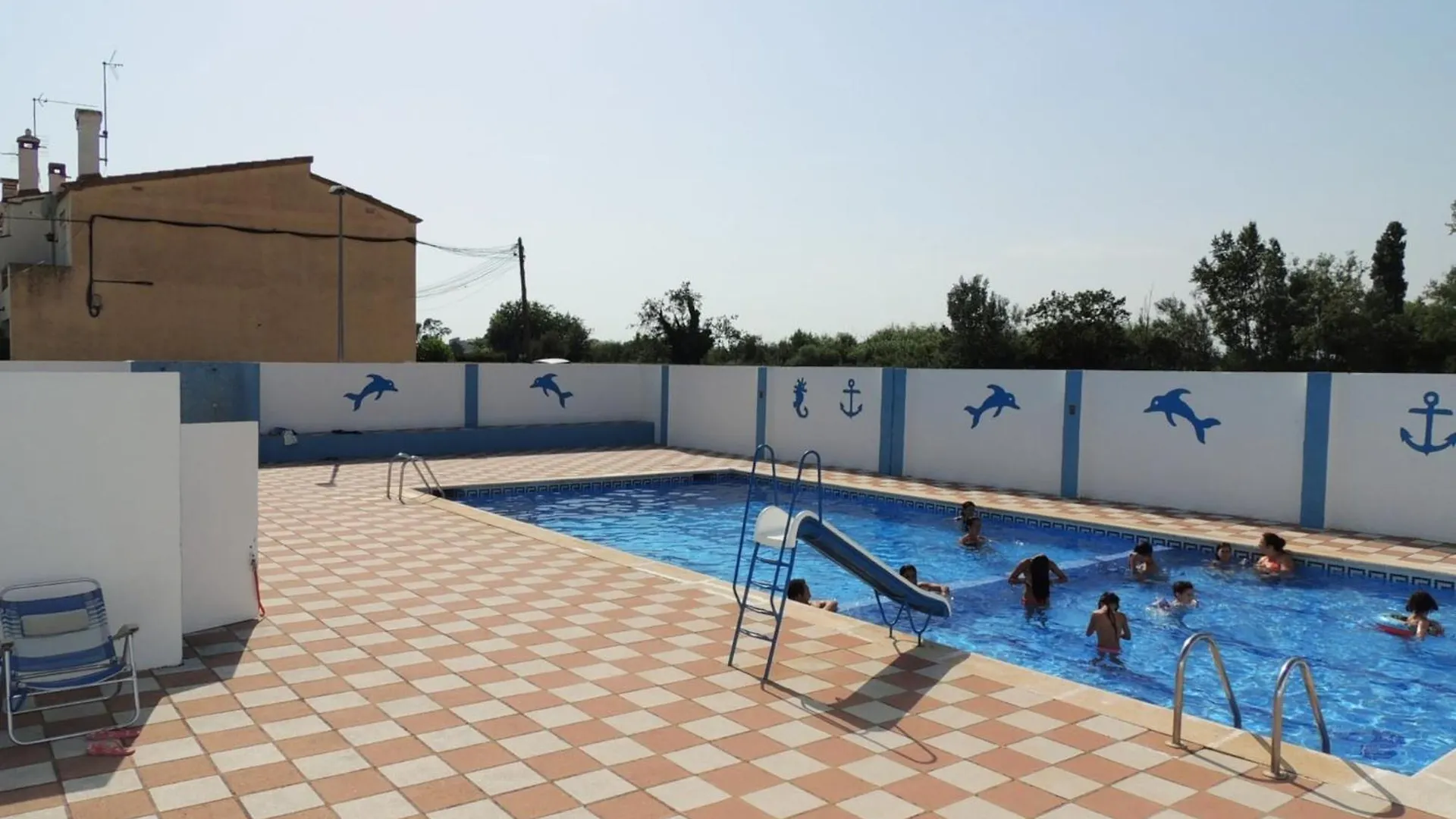 Nice Holiday Home Near River Empuriabrava Spanien