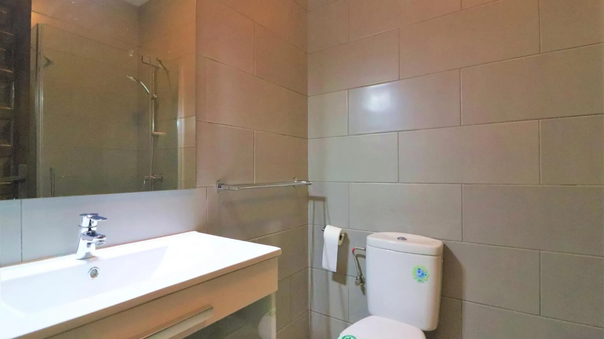 Nice Holiday Home Near River Empuriabrava 0*,  Spanien